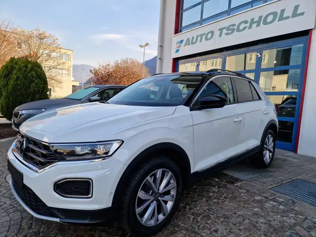 2021 Volkswagen T-Roc in White for sale