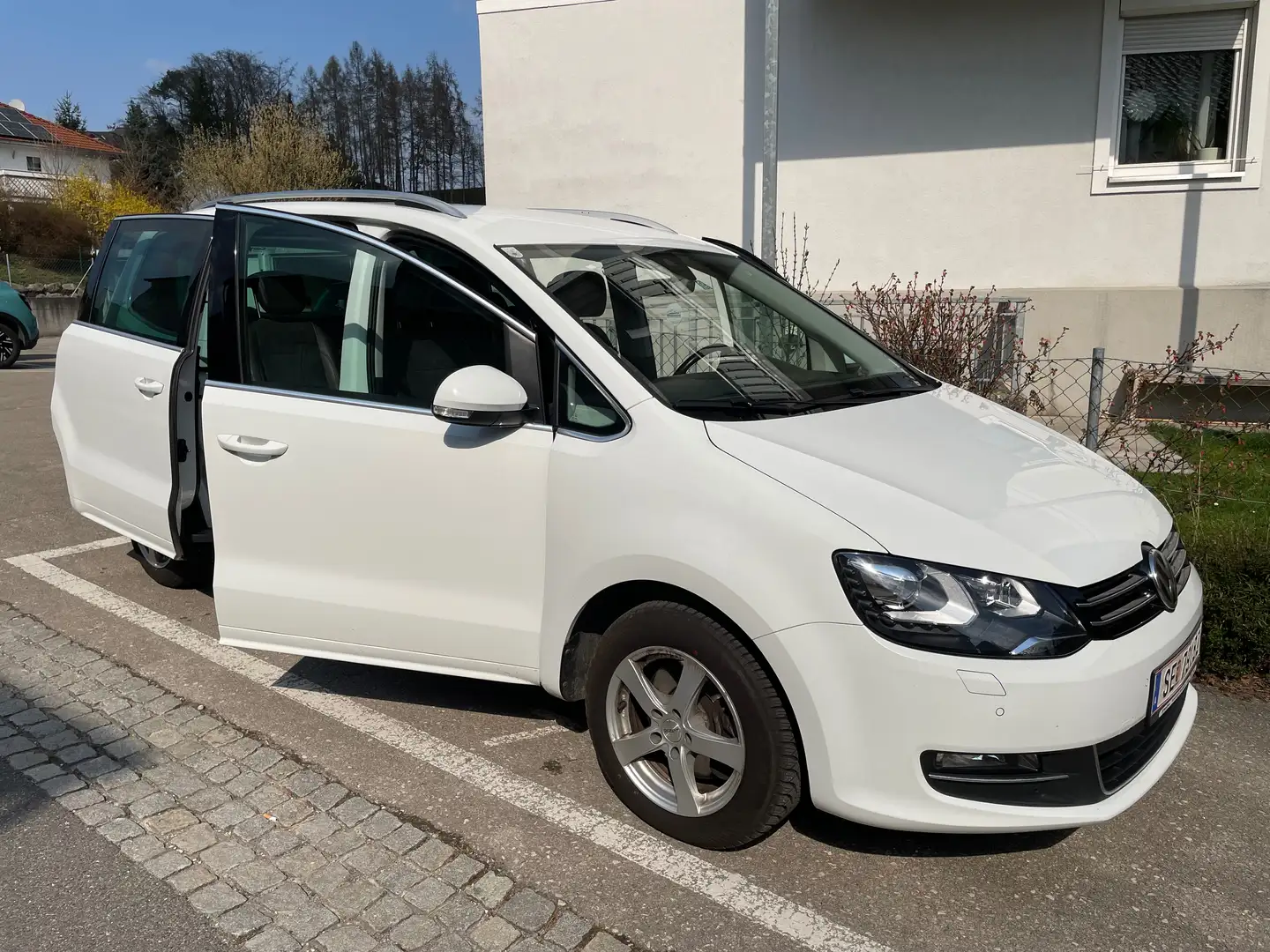 Volkswagen Sharan Sharan 2,0 TDI Weiß - 2