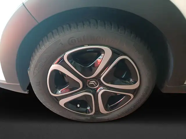 Citroen C3 view 8