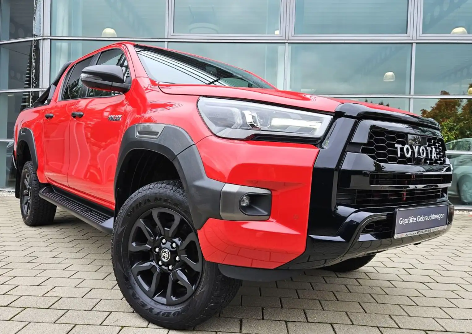 Toyota Hilux 4x4 Double Cab Autmatik Vintage Rojo - 2