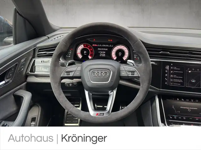 Audi RSQ8 view 11