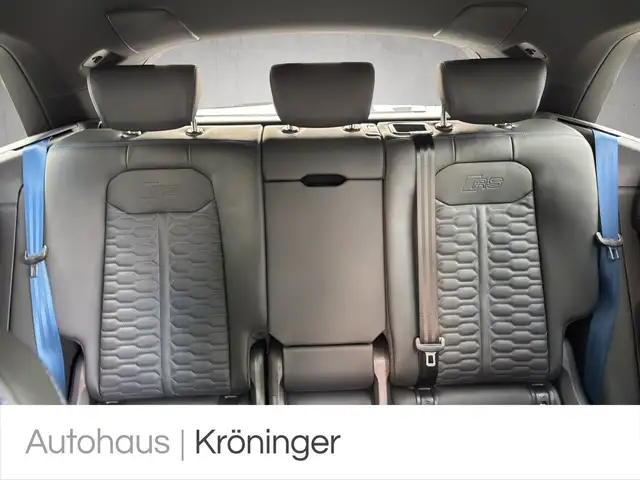 Audi RSQ8 view 10