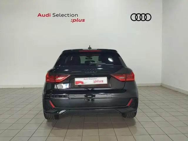 Audi A1 view 5