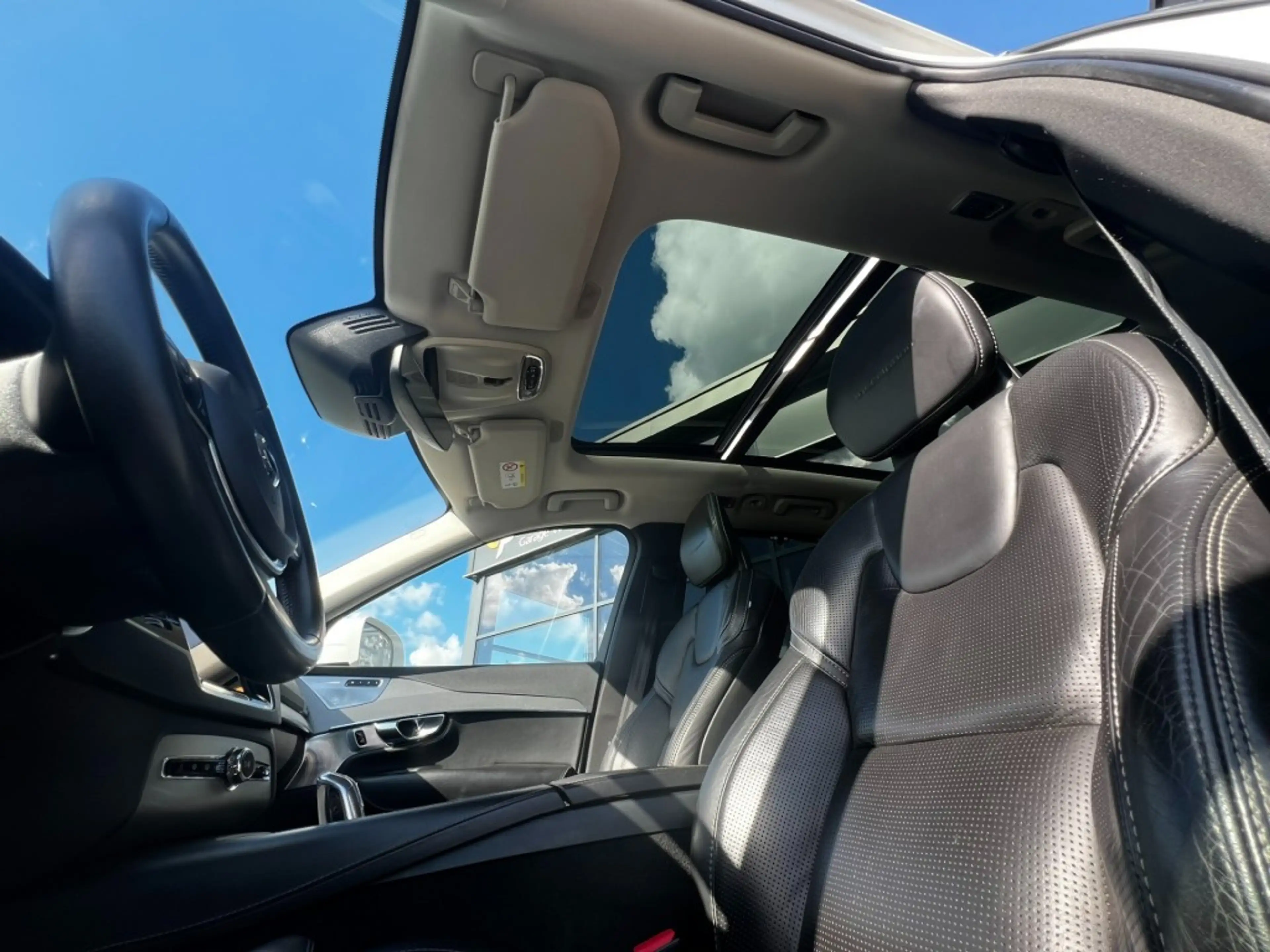 Volvo XC90 2.0 T8 TE AWD Inscription — photo 15
