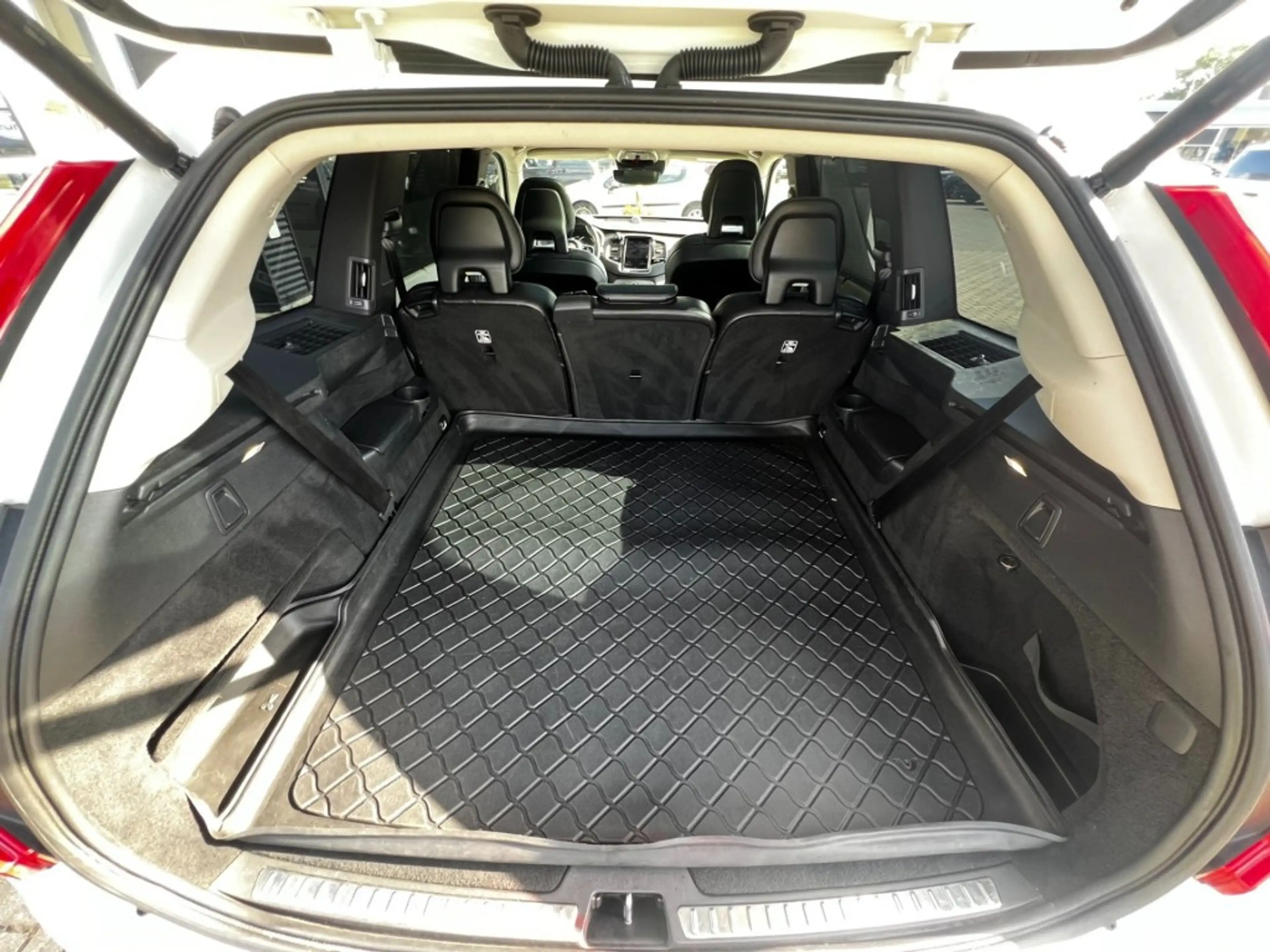 Volvo XC90 2.0 T8 TE AWD Inscription — photo 12