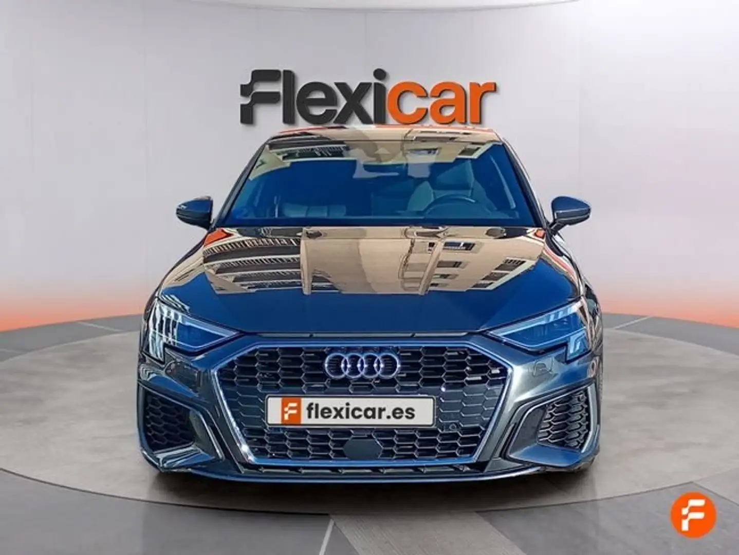 Audi A3 Sportback 40 TFSIe S line S tronic Gris - 2