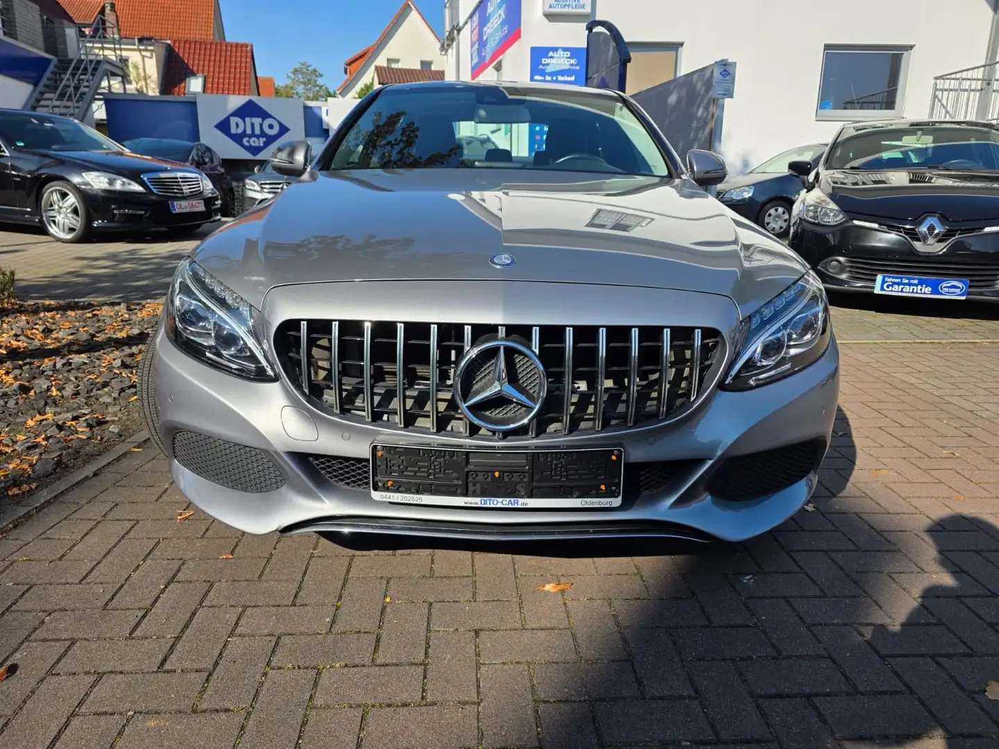 Mercedes-Benz C 180 CGI Lim. Avantgarde 7G-TRONIC/PDC/NAVI/LED Argent - 2