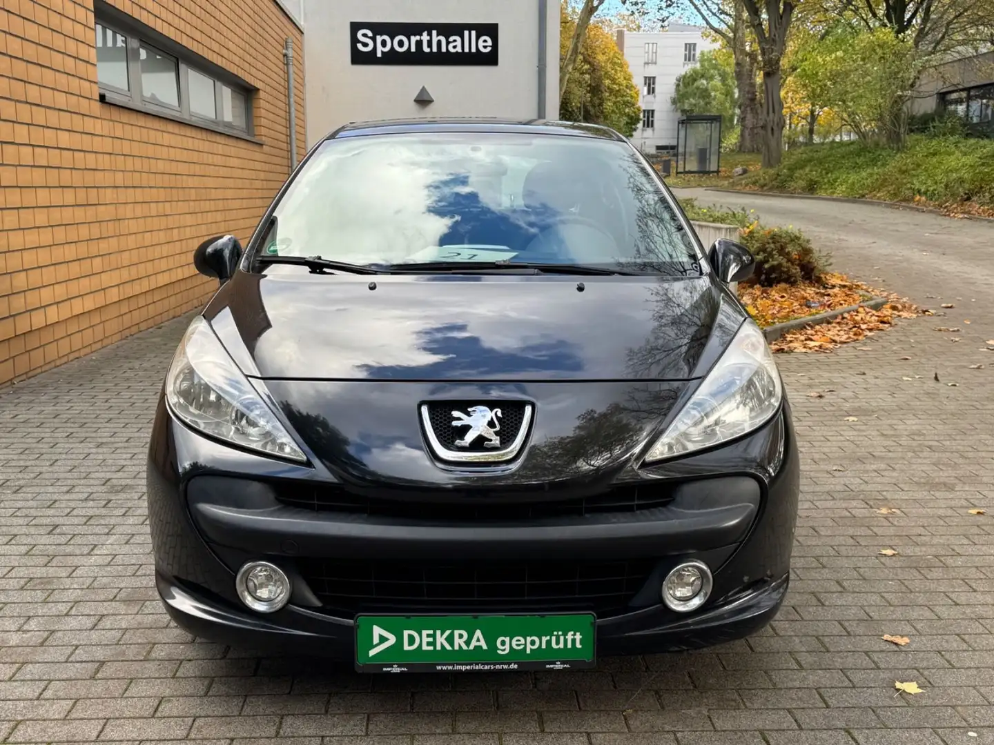 Peugeot 207 Urban Move/KLIMA/ALUFELGEN/AIRBAGS/TÜV-NEU// Schwarz - 2