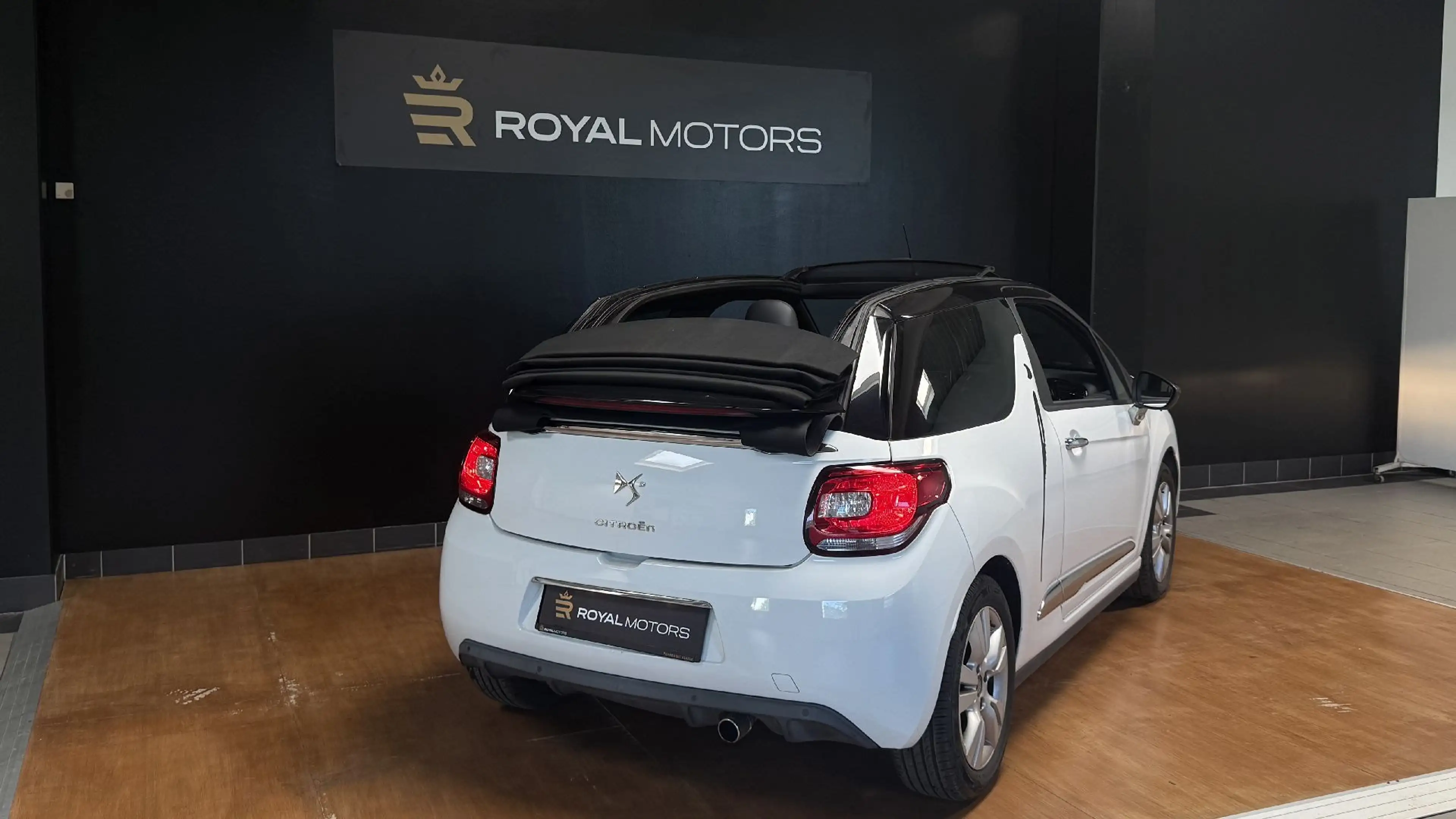 Citroen DS3 Servicegepflegt — photo 3