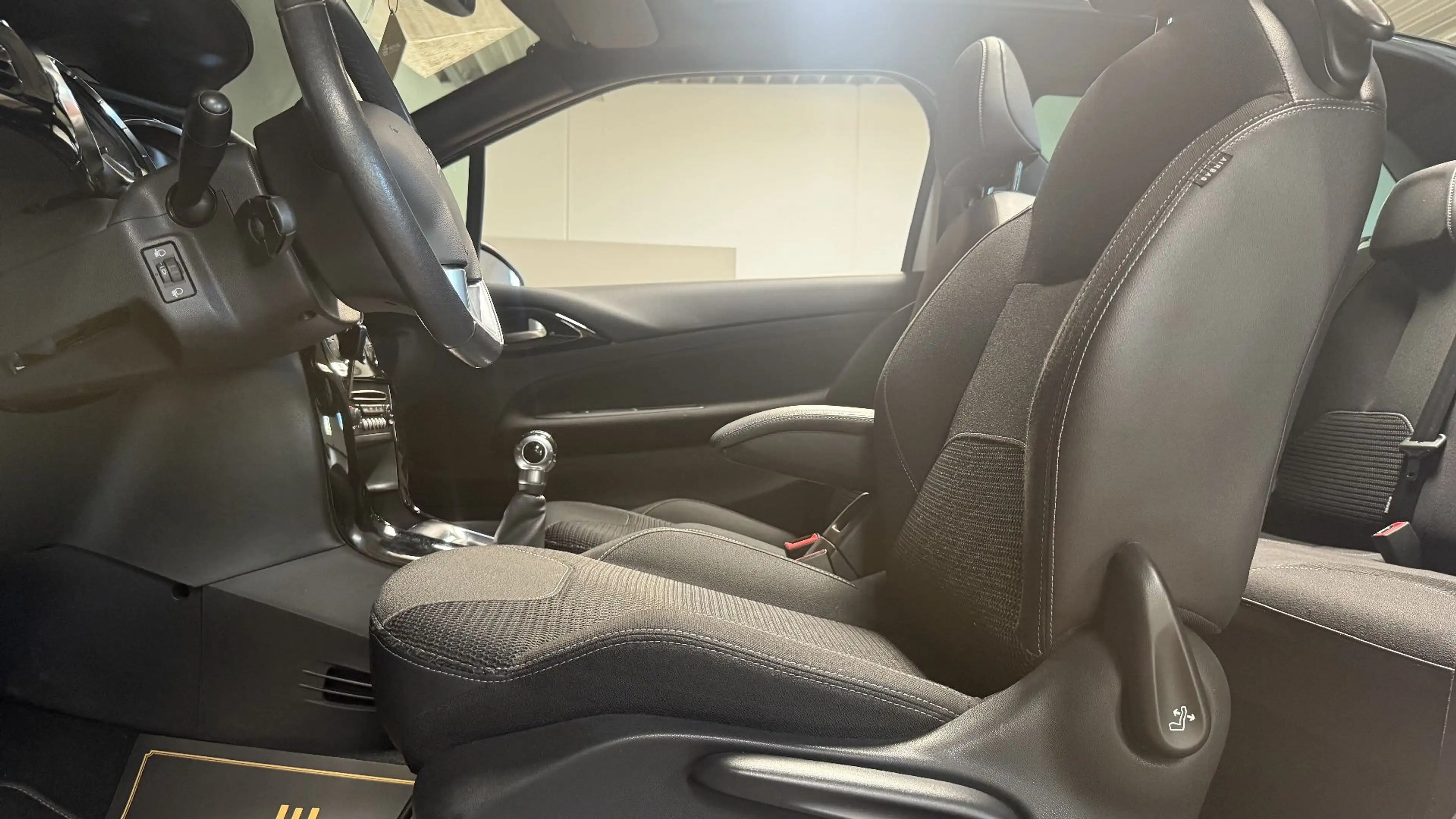 Citroen DS3 Servicegepflegt — photo 13