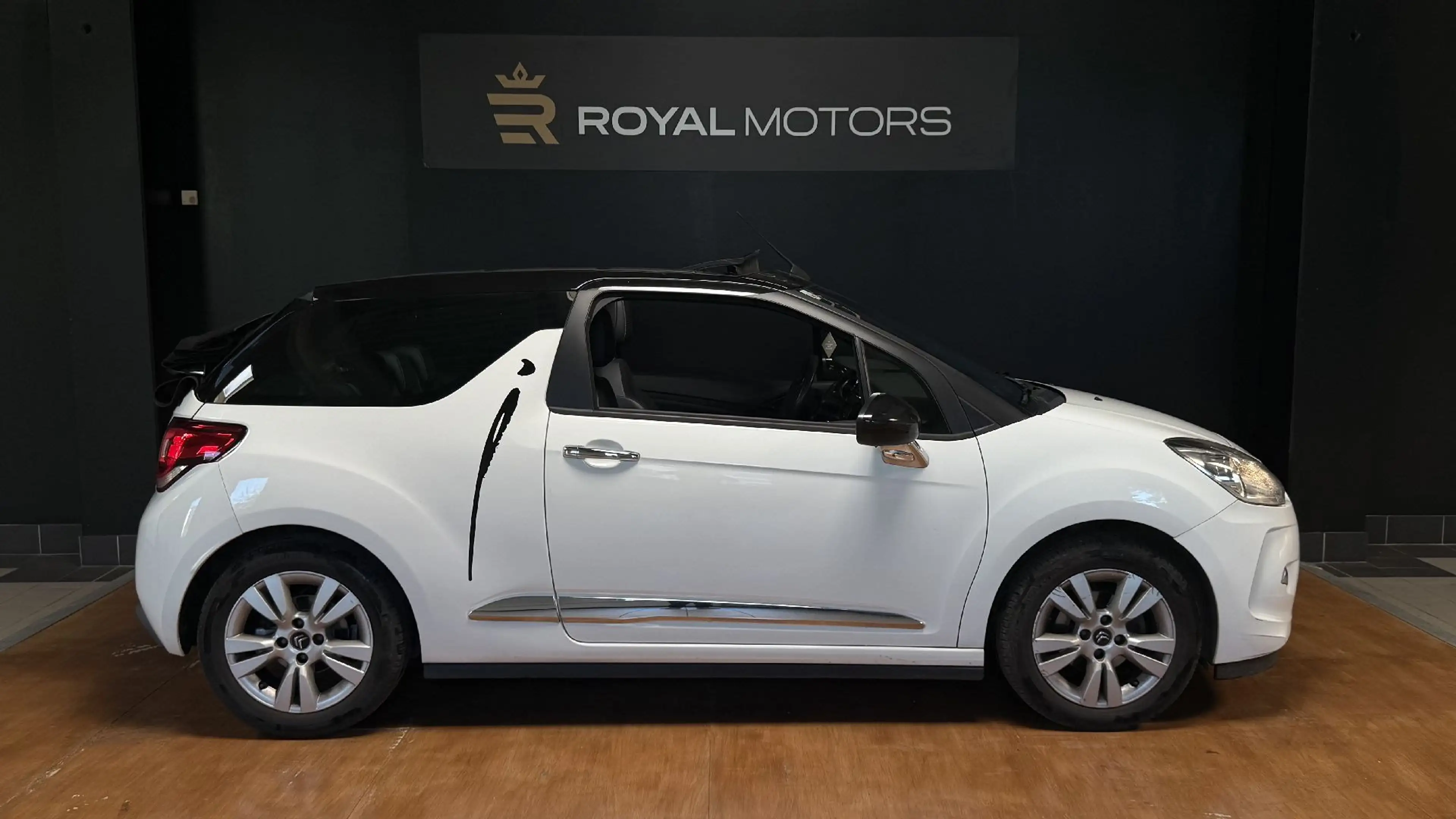 Citroen DS3 Servicegepflegt — photo 4