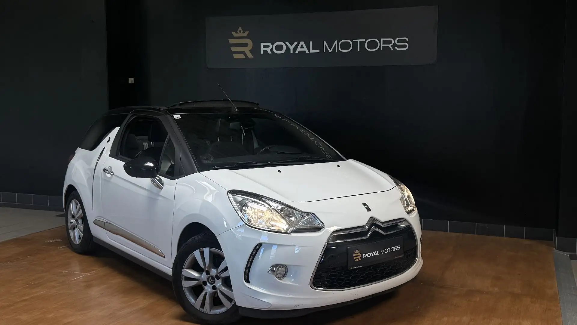 Citroen DS3 Servicegepflegt Weiß - 1