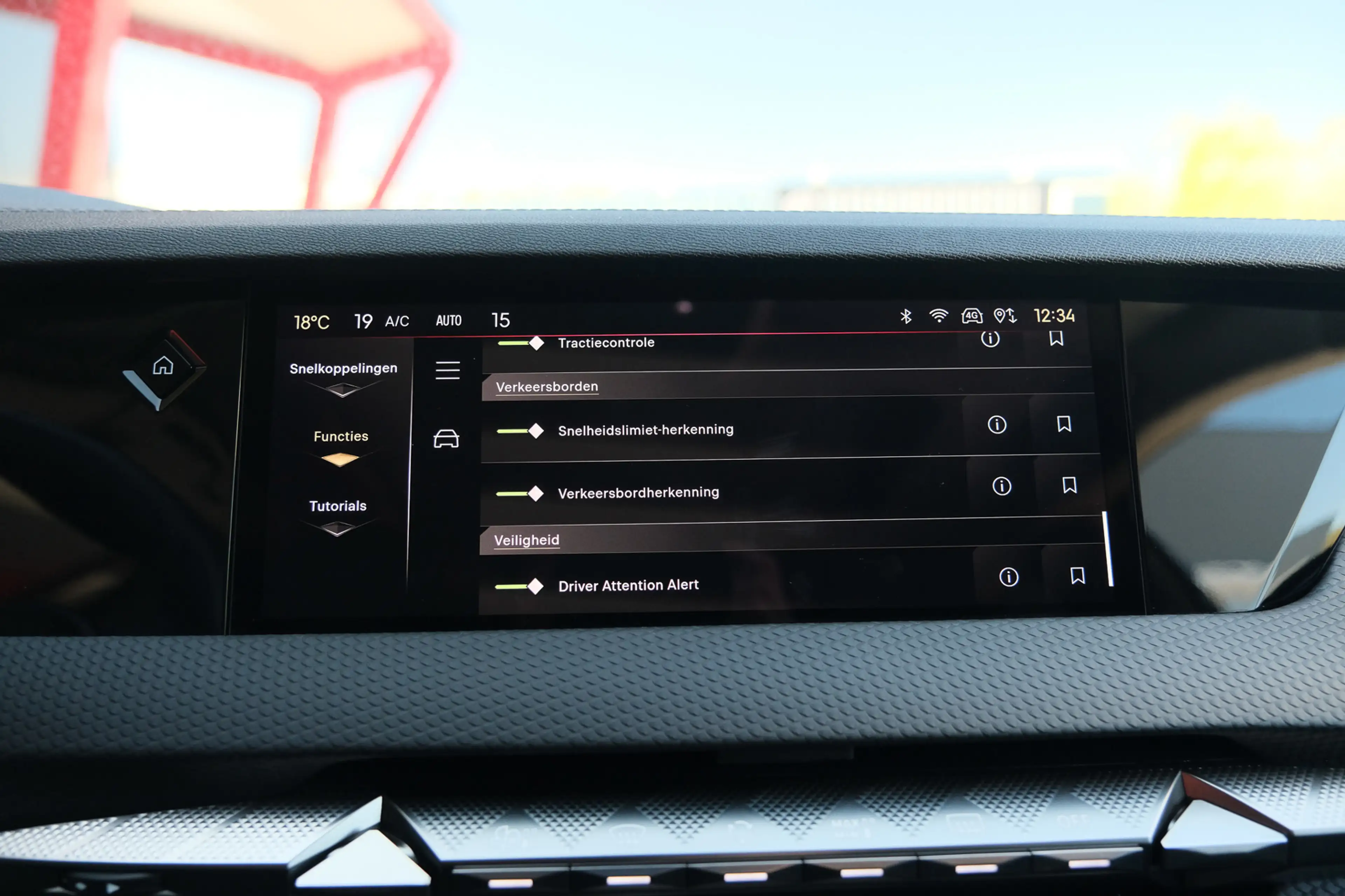 DS Automobiles DS 4 1.2 PureTech Bastille — photo 19