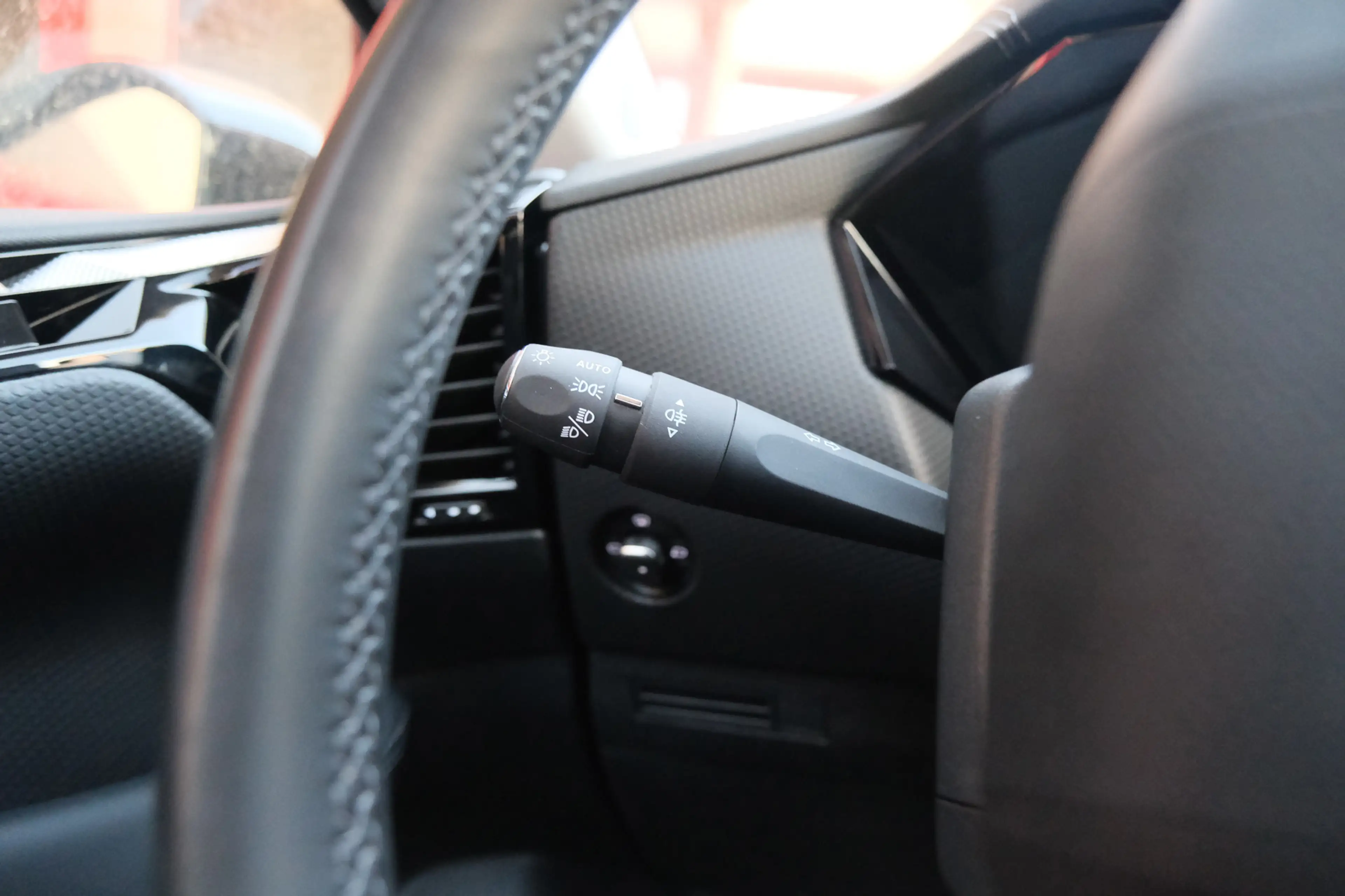 DS Automobiles DS 4 1.2 PureTech Bastille — photo 22