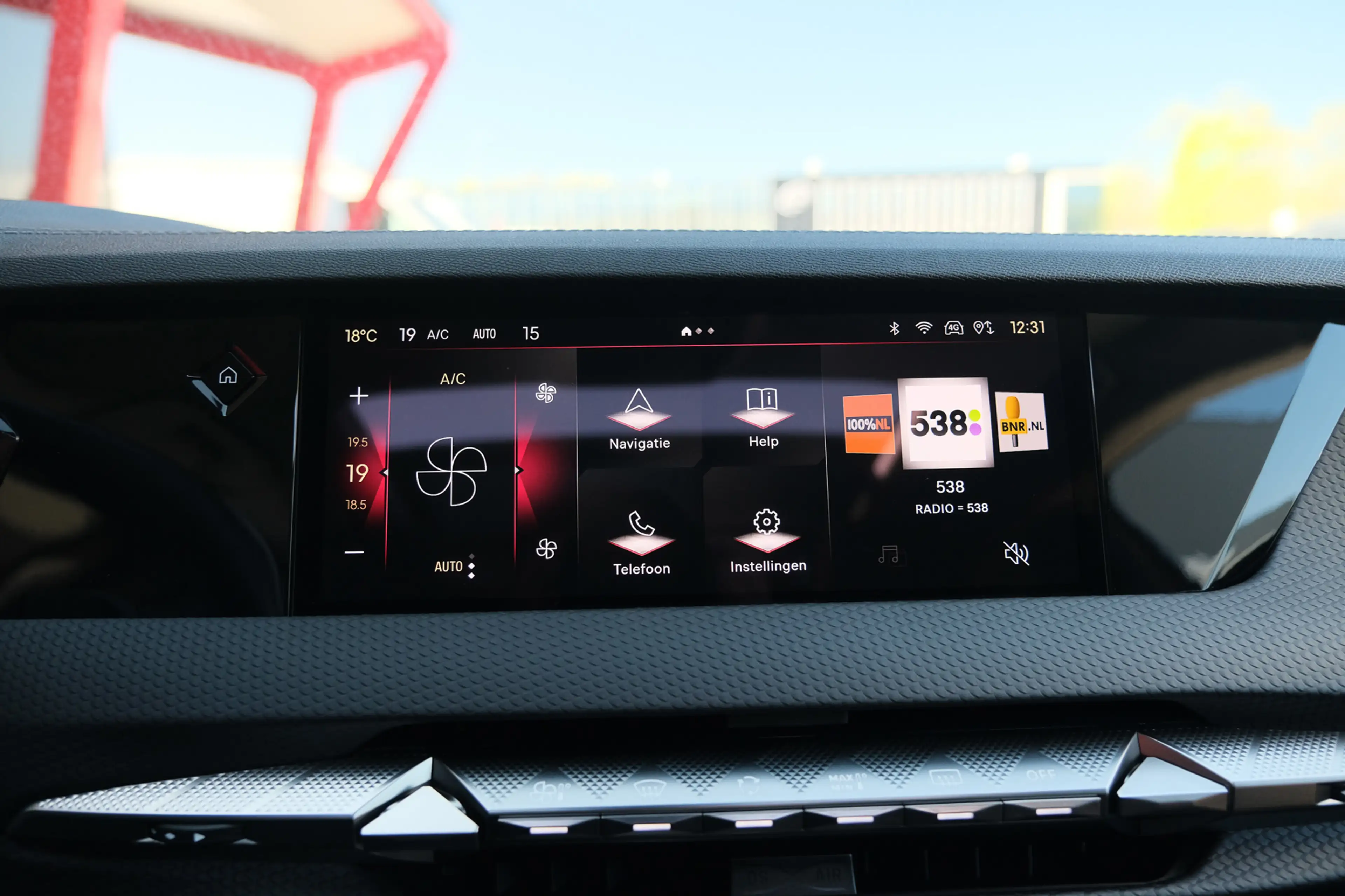 DS Automobiles DS 4 1.2 PureTech Bastille — photo 14