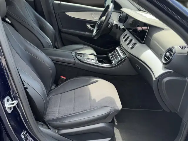 Mercedes-Benz E-Class view 14