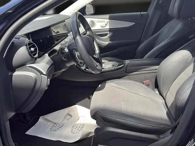 Mercedes-Benz E-Class view 15
