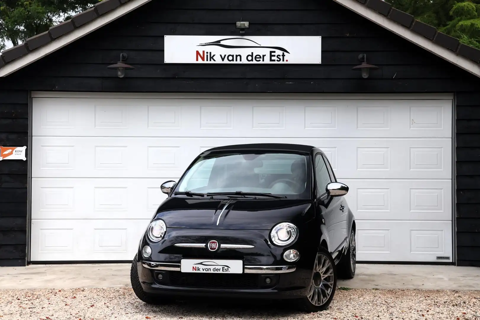 Fiat 500C 0.9 TwinAir Rock Zwart - 1