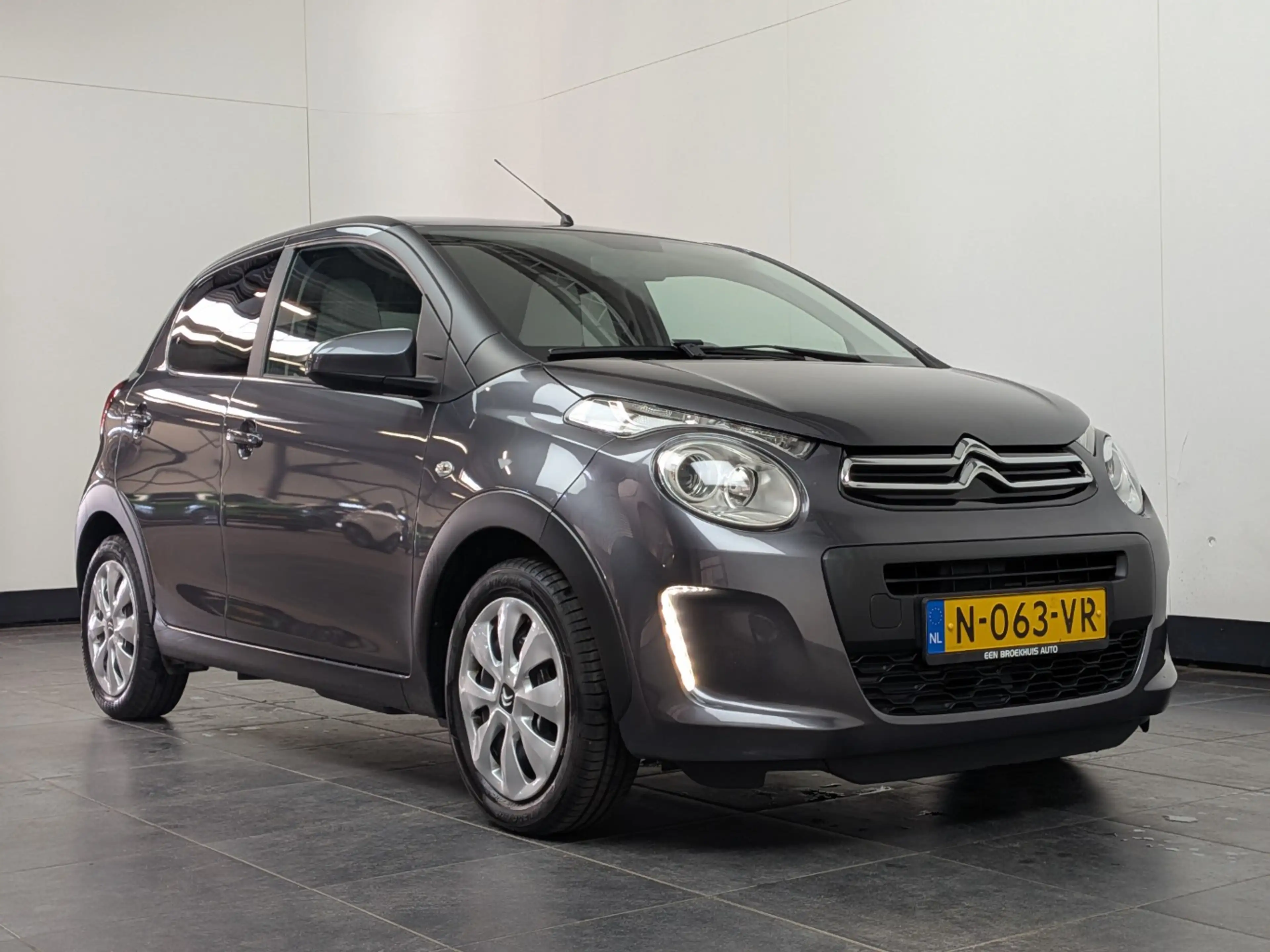 Citroen C1 1.0 VTi Millenium — photo 2