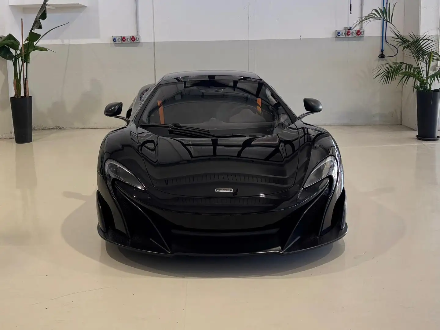 McLaren 675LT 675LT Coupe 3.8 ssg7 Schwarz - 2