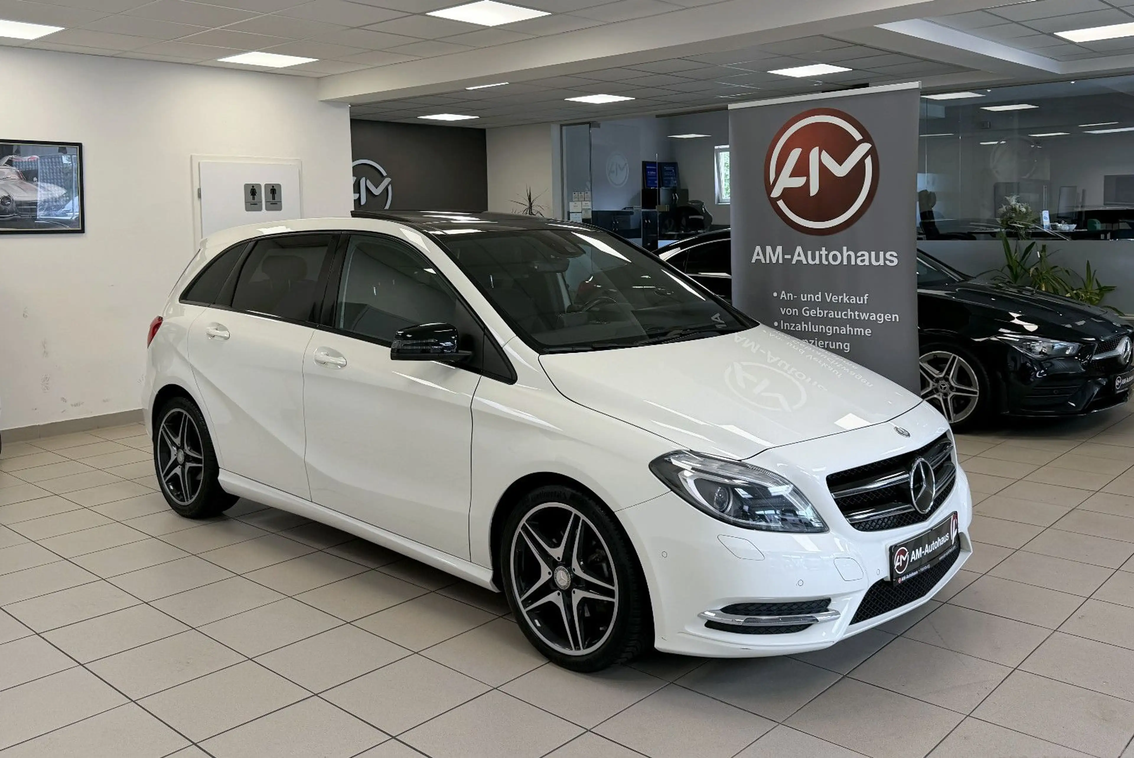 Mercedes-Benz B 200 CDI *AMG*Night*PanoSD*Bi-Xenon*Navi*Klima — photo 15