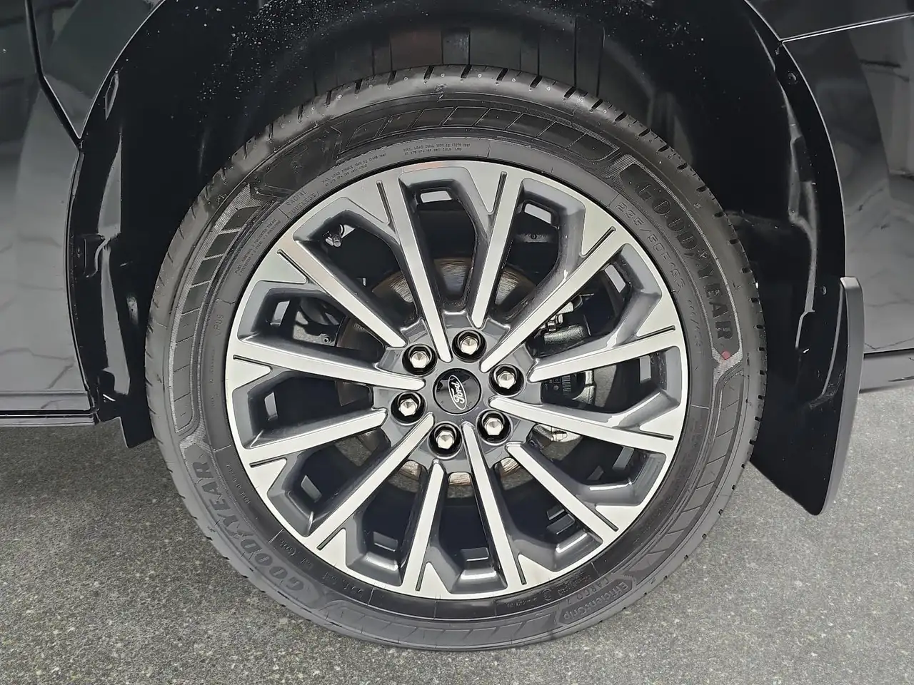 Ford Tourneo Custom TOURNEO CUSTOM 2.0 ECOBLUE AUTO. L1 TITANIUM X NAV 7