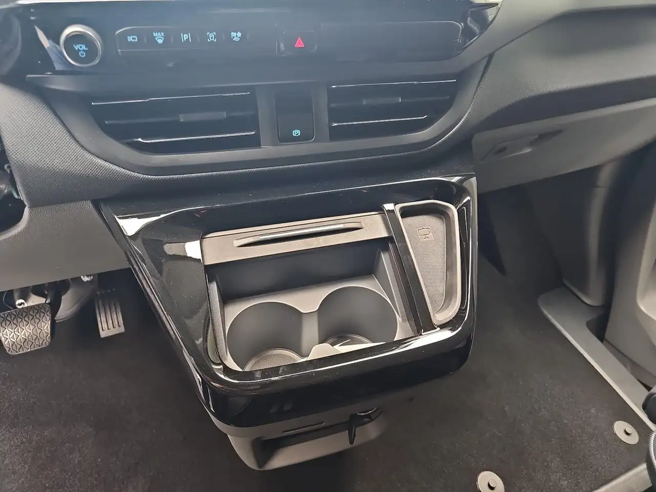 Ford Tourneo Custom TOURNEO CUSTOM 2.0 ECOBLUE AUTO. L1 TITANIUM X NAV 13