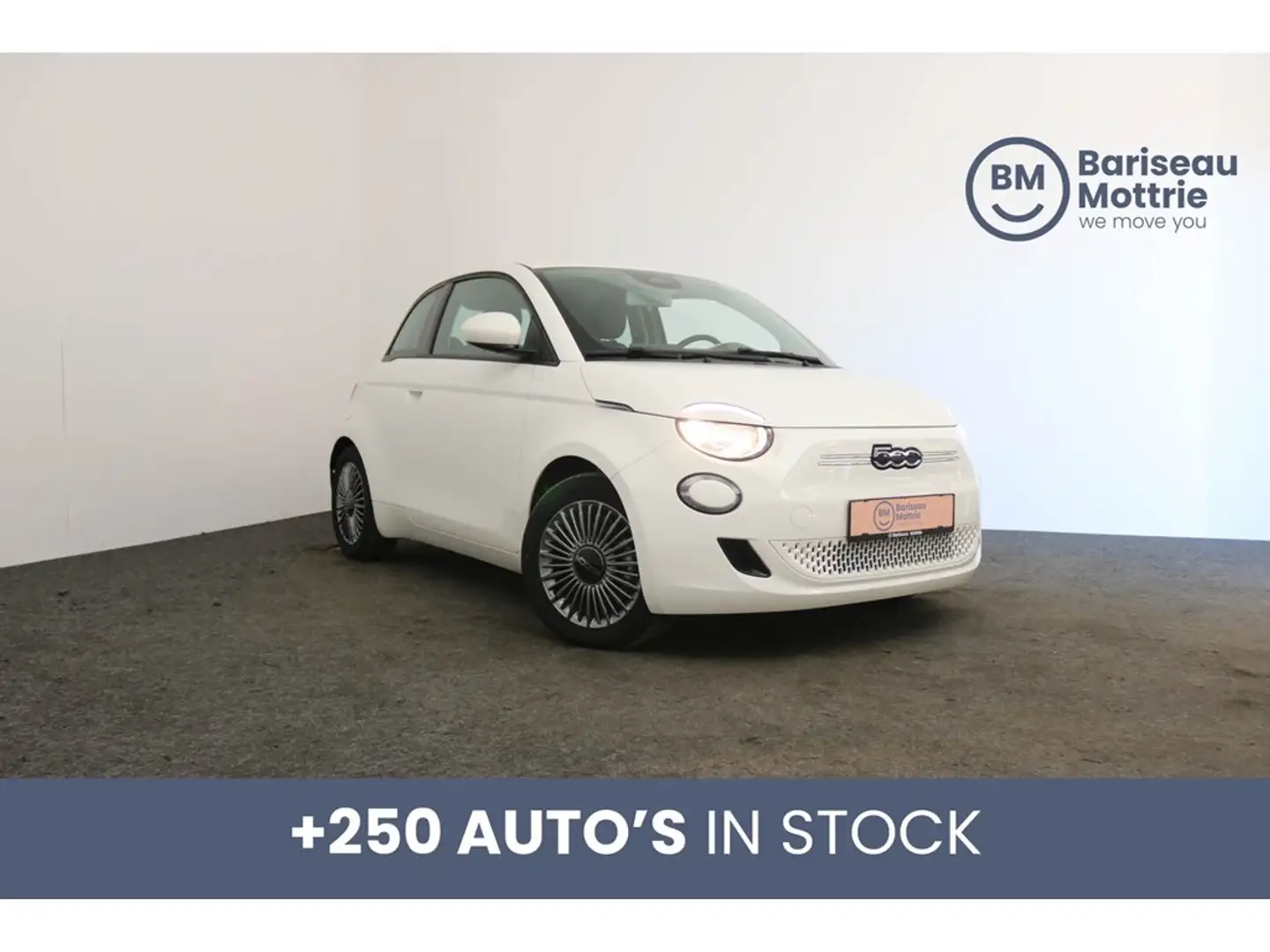 Fiat 500e 42KWH ICON *DAB*GPS*CAMERA*CRUISE CONTROL*KLIMAATR Wit - 1