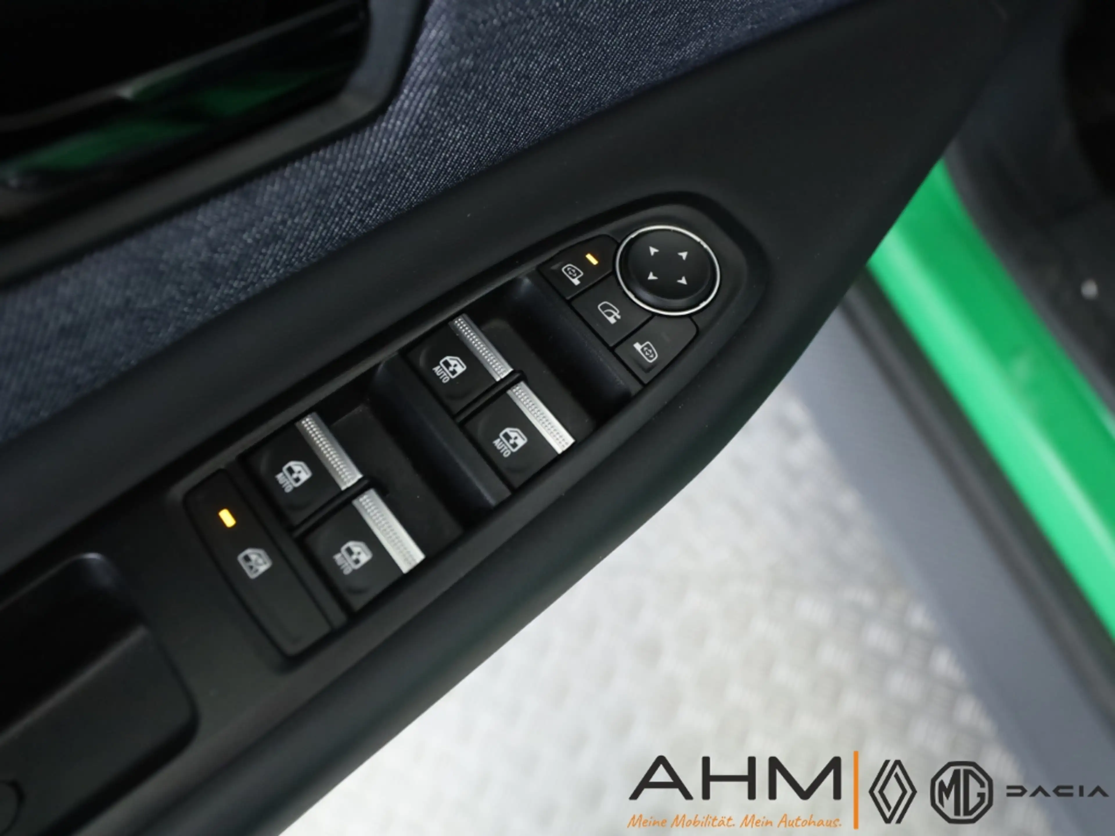 Renault R 5 Electric 120 Urban Range Techno — photo 7