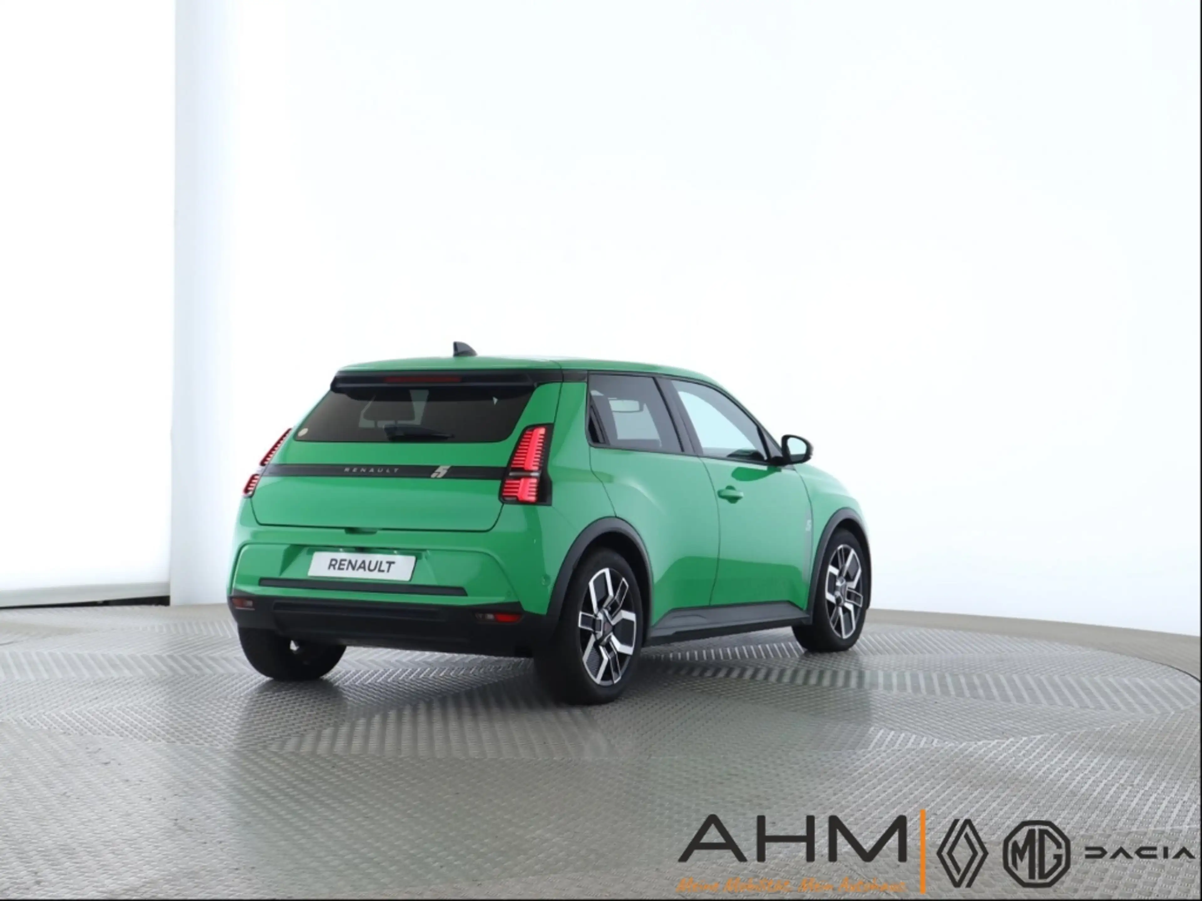 Renault R 5 Electric 120 Urban Range Techno — photo 4
