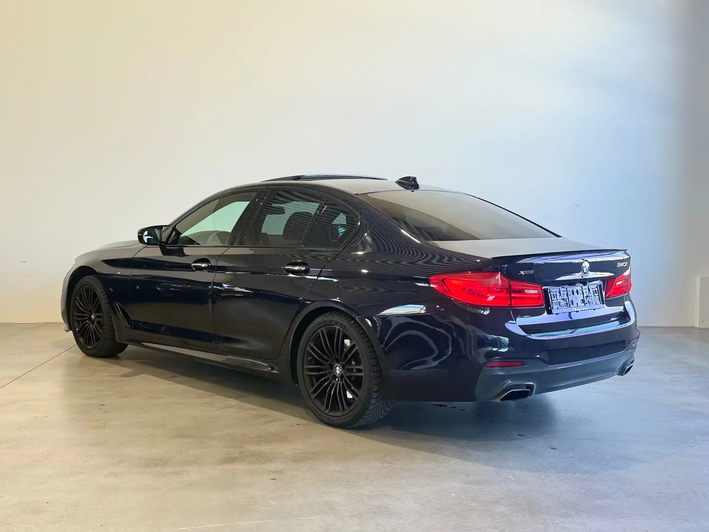 BMW 540 540 i xDrive, MPAKET,SCHIEBEDACH,ACC,LED,SZH,360KA Schwarz - 2