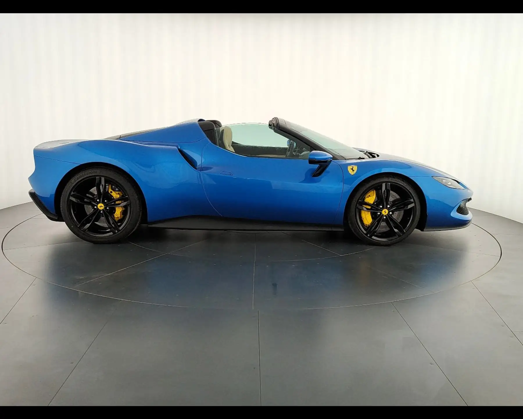 페라리 296 GTS 2025 파랑 사진 7