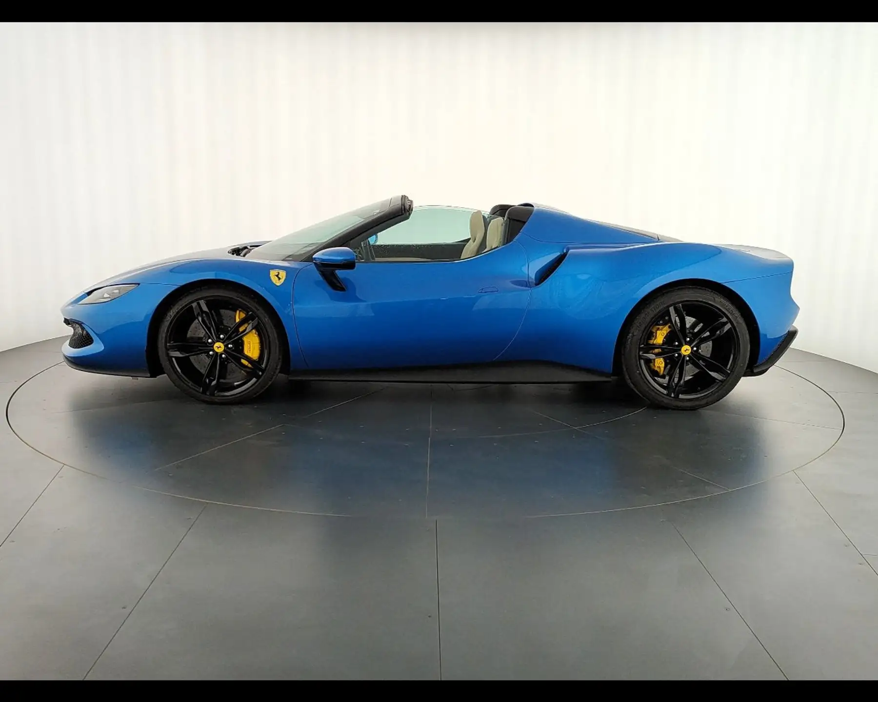 페라리 296 GTS 2025 파랑 사진 3