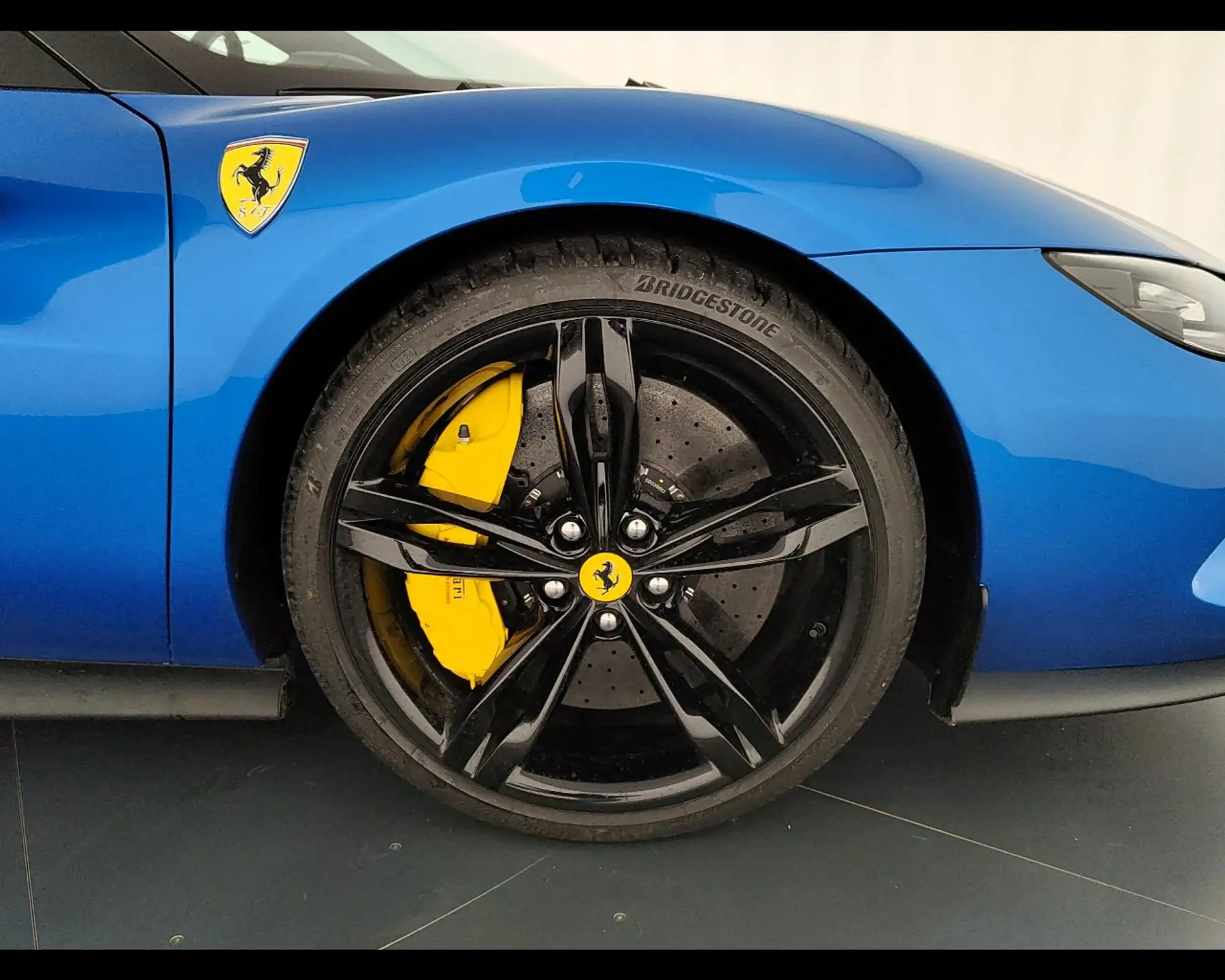 페라리 296 GTS 2025 파랑 사진 5