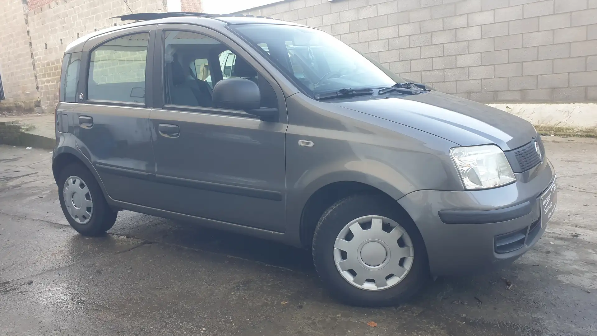 Fiat Panda Panda MY 1.2 8V 60 ch Emotion Grijs - 2