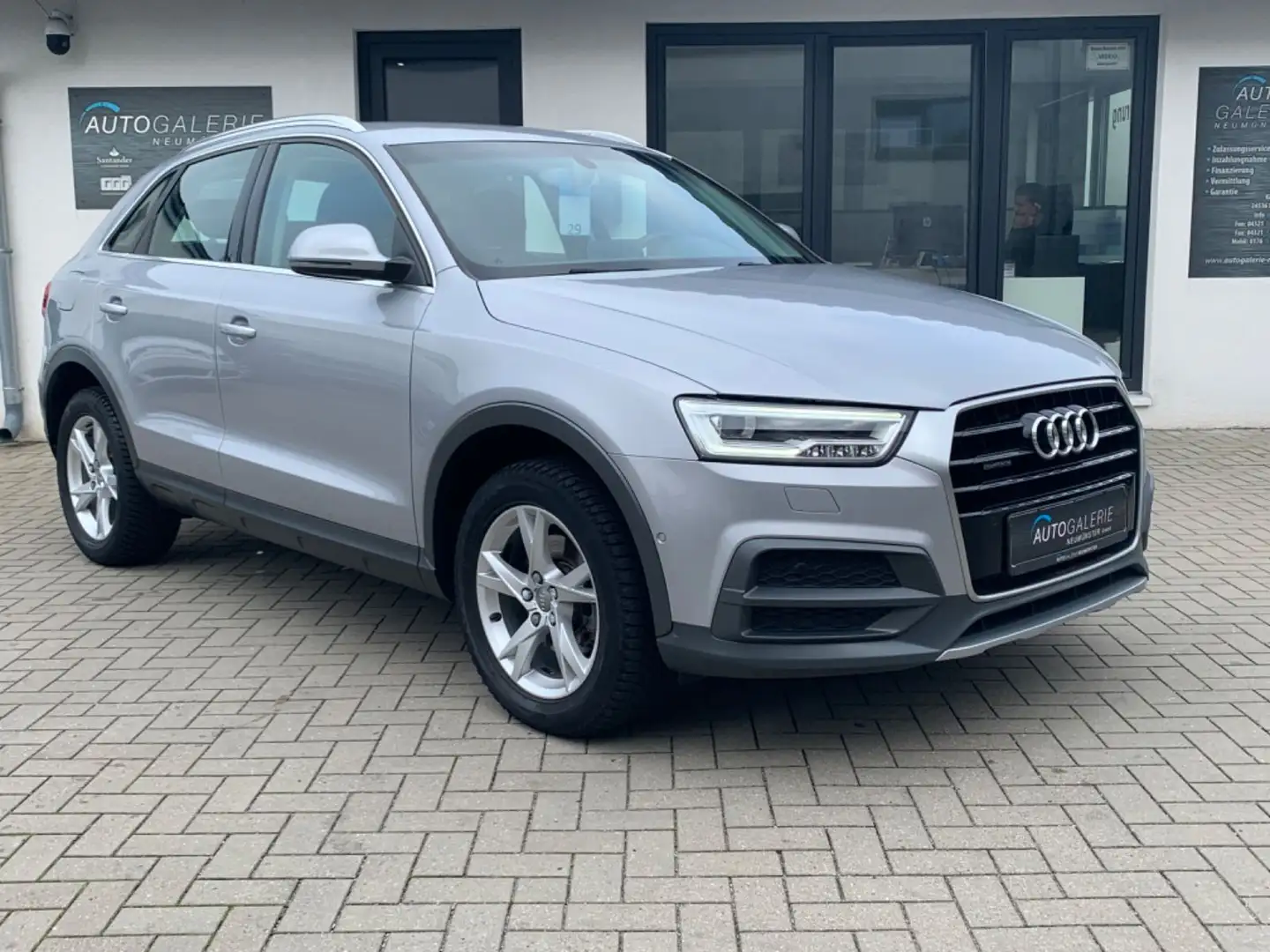 Audi Q3 sport quattro°S-Tronic°LED°NAVI°PDC°SHZ°TEMPO Silber - 2