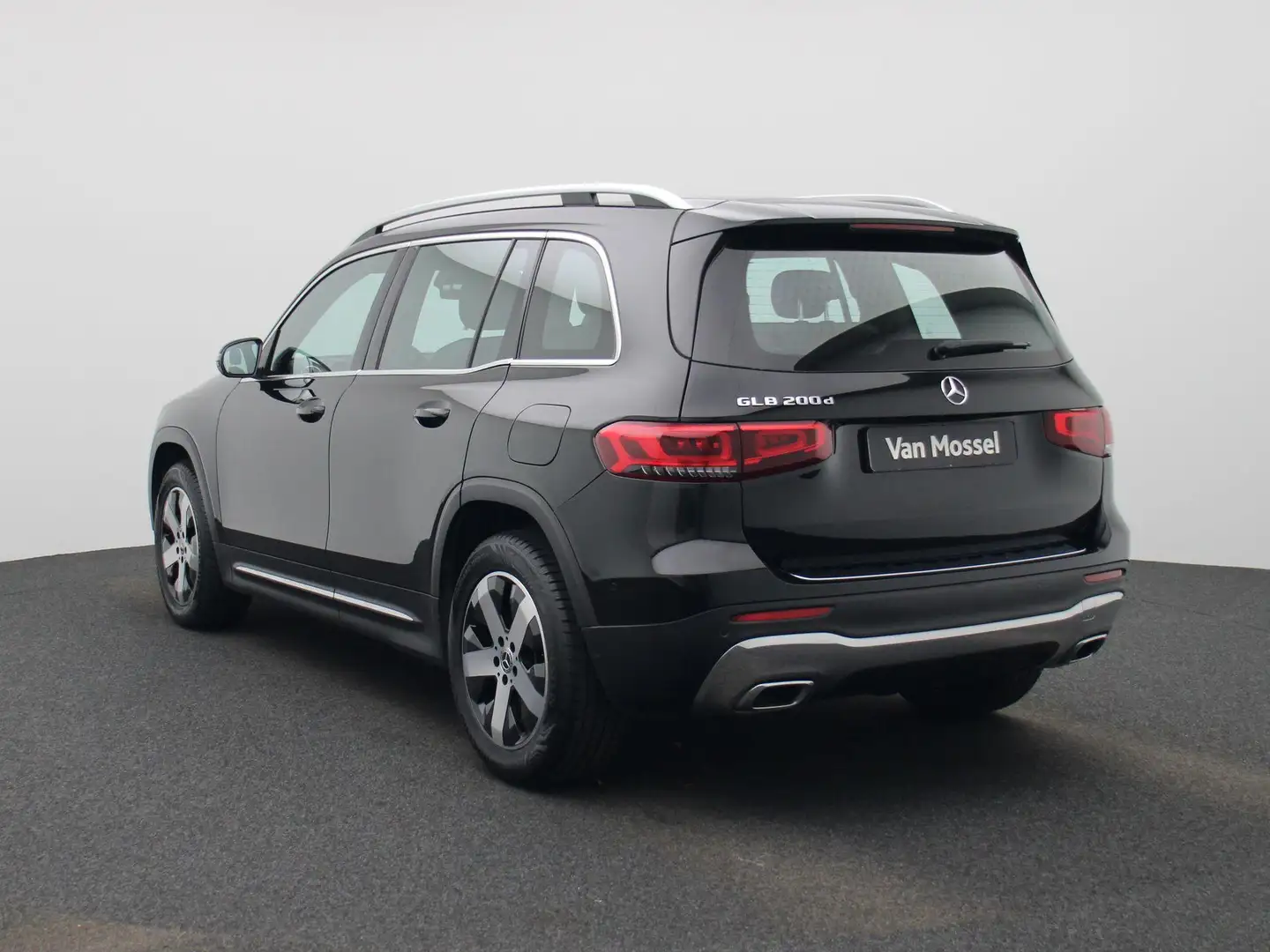 Mercedes-Benz GLB 200 d Business Solution LED | NAVi | CAMERA | Zetelver Zwart - 2
