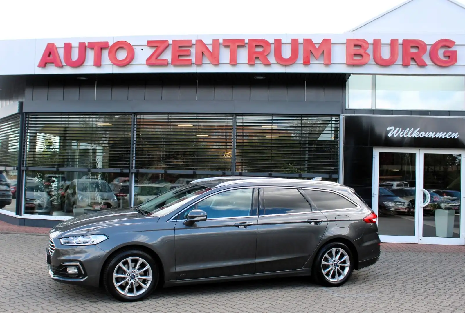 Ford Mondeo Turnier Titanium 2.0 AWD AHK KAMERA Gris - 1