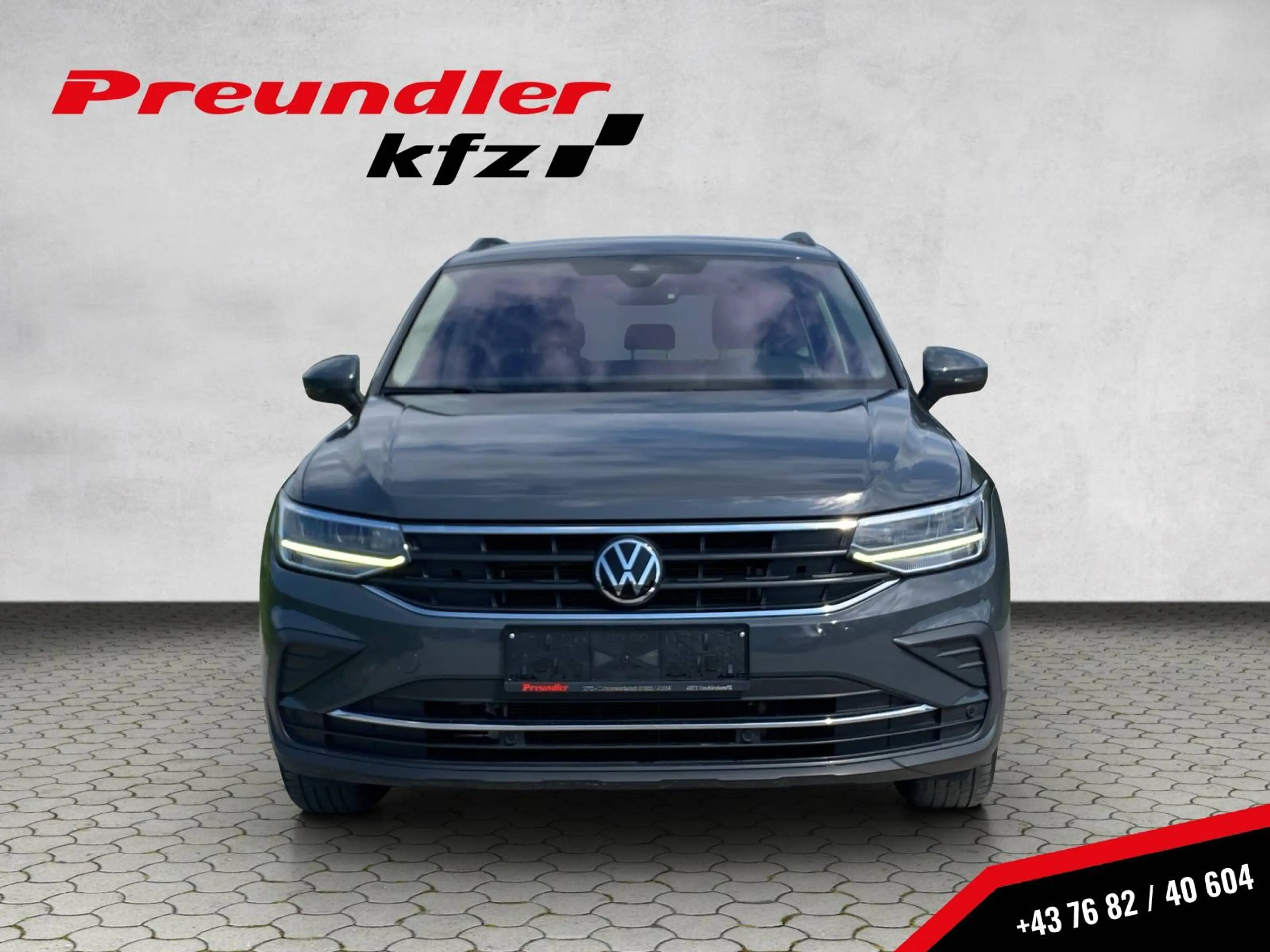 Volkswagen Tiguan 2,0 TDI Life DSG, AHK,... — photo 5