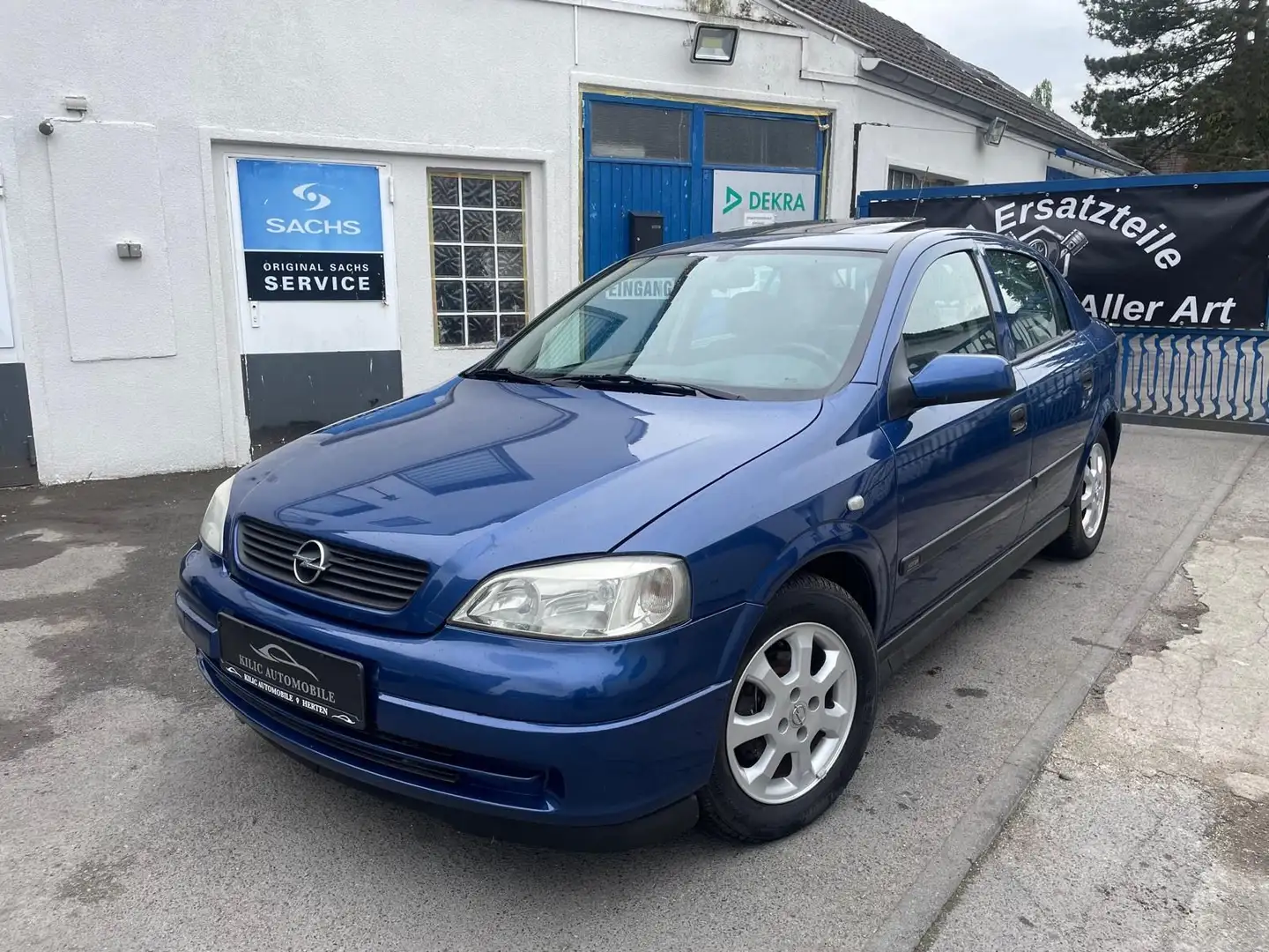 Opel Astra 1.6 Selection Klima*Glasdach*Tüv Neu Blau - 1