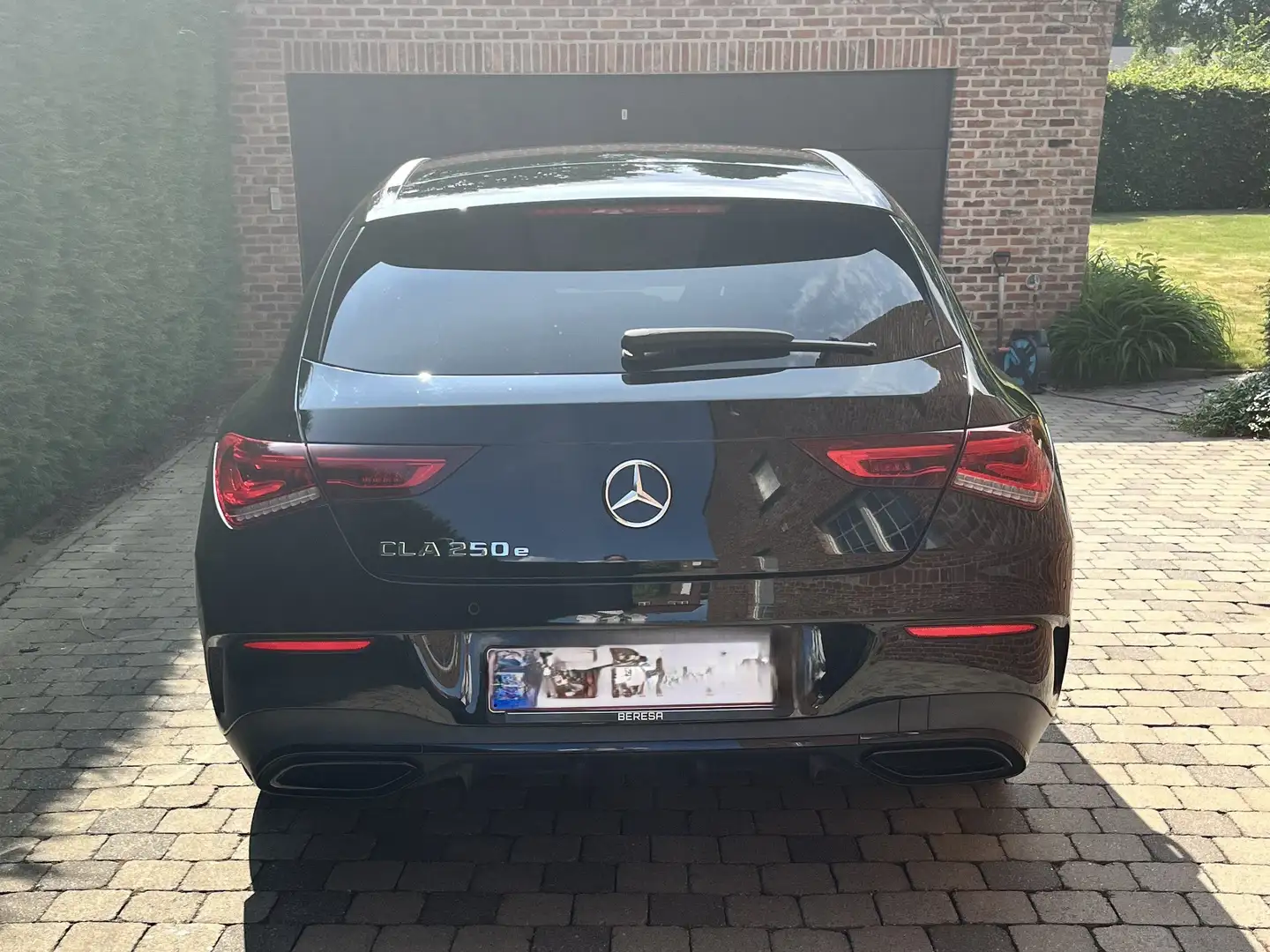 Mercedes-Benz CLA 250 CLA 250 e Shooting Brake AMG Night MBUX Navi LED Zwart - 2