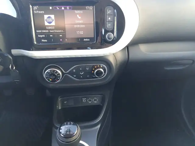 Renault Twingo view 12