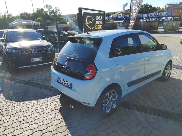 Renault Twingo view 4