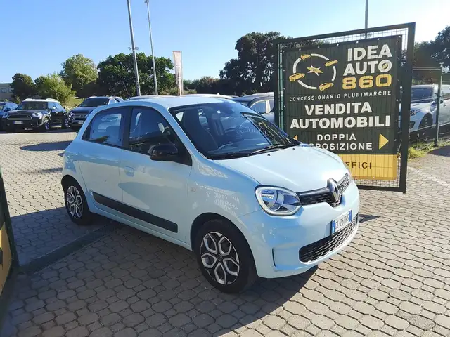 2023 Renault Twingo in Blue for sale