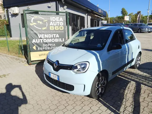 Renault Twingo view 3