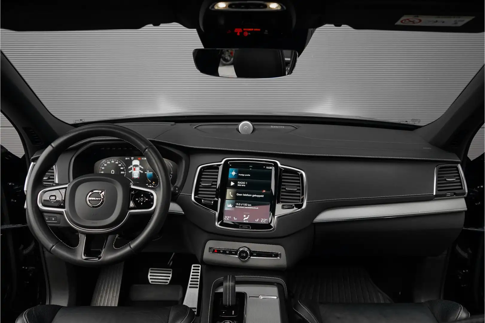 Volvo XC90 2.0 T8 Recharge AWD R-Design Pano HUD B&W Trekhaak Noir - 2