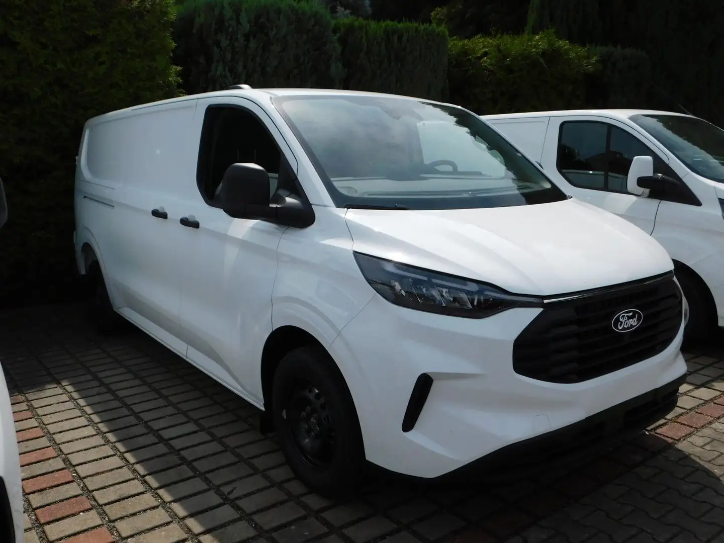 Ford Transit Custom Kasten 320 L2 Trend FWD Weiß - 1