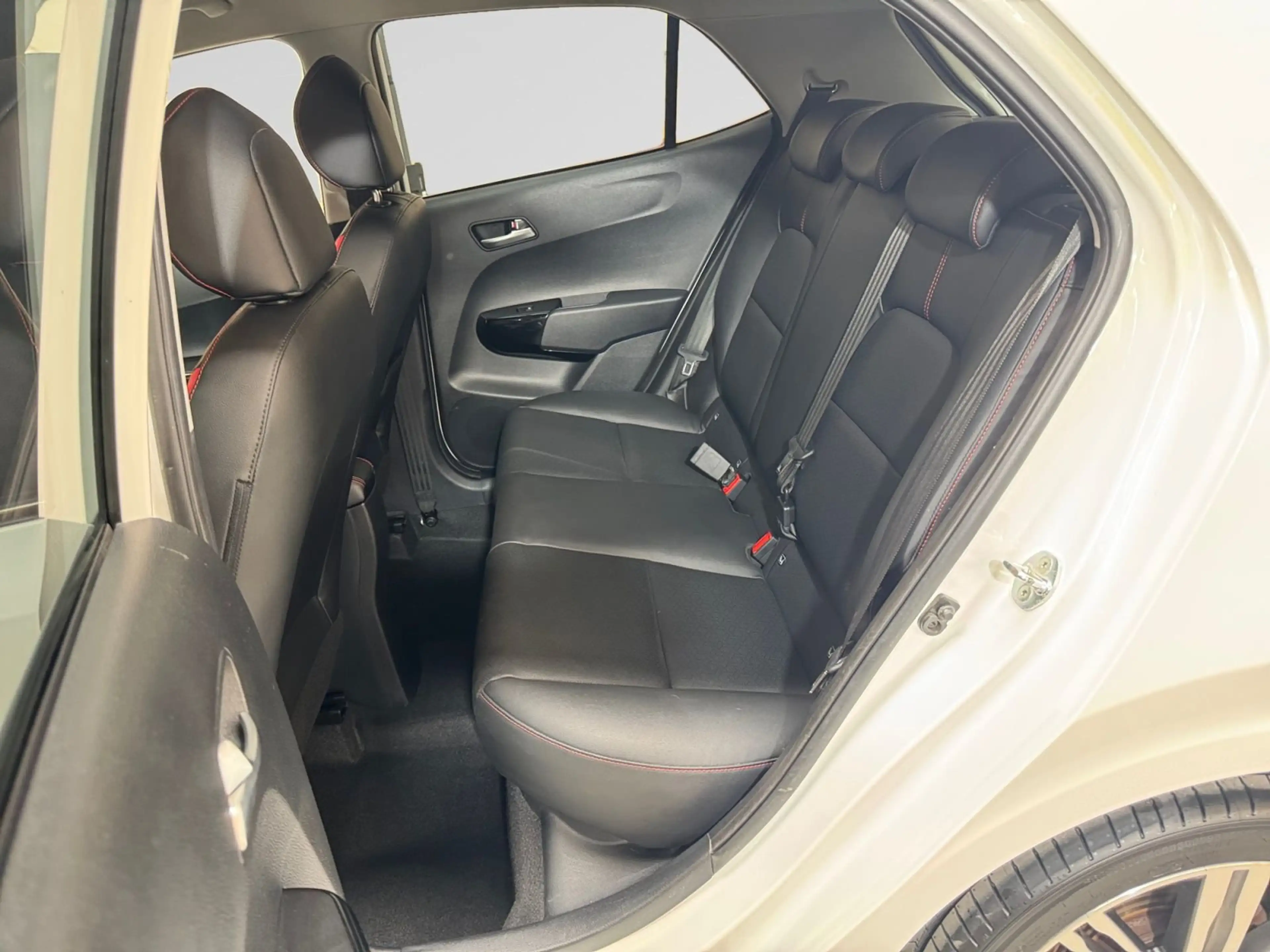 Kia Picanto GT Line 1.2 ISG — photo 6