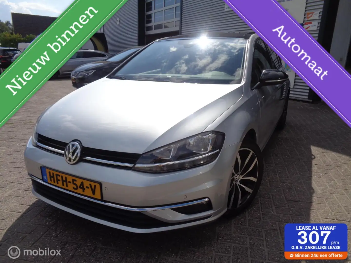 Volkswagen Golf 1.5 TSI IQ-Drive/Airco/ECC/Panorama dak/LED/Navi/C Zilver - 1
