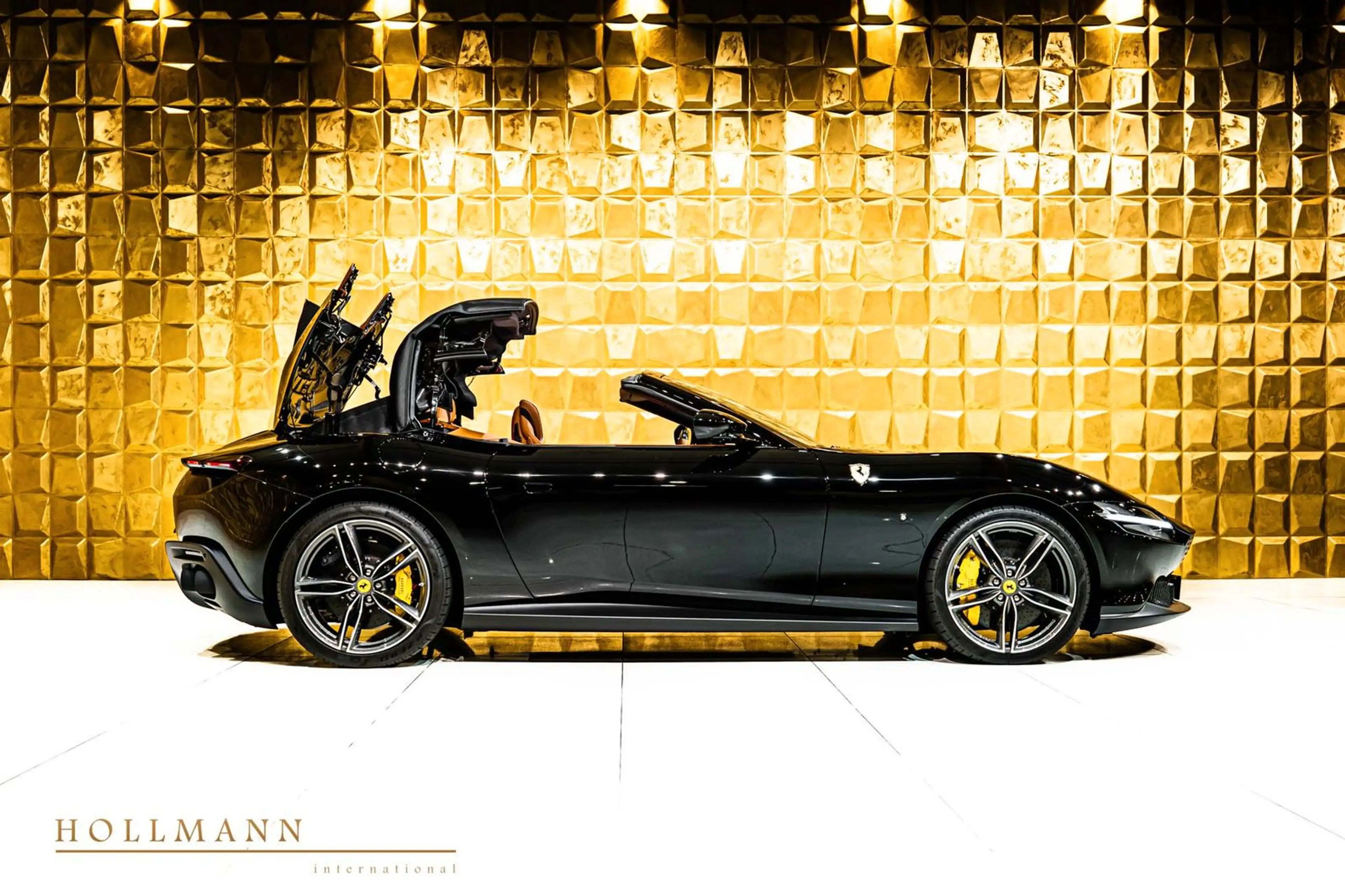 Ferrari Roma SPIDER+ PASSENGER DISPLAY + LEDS + STOCK + — photo 9